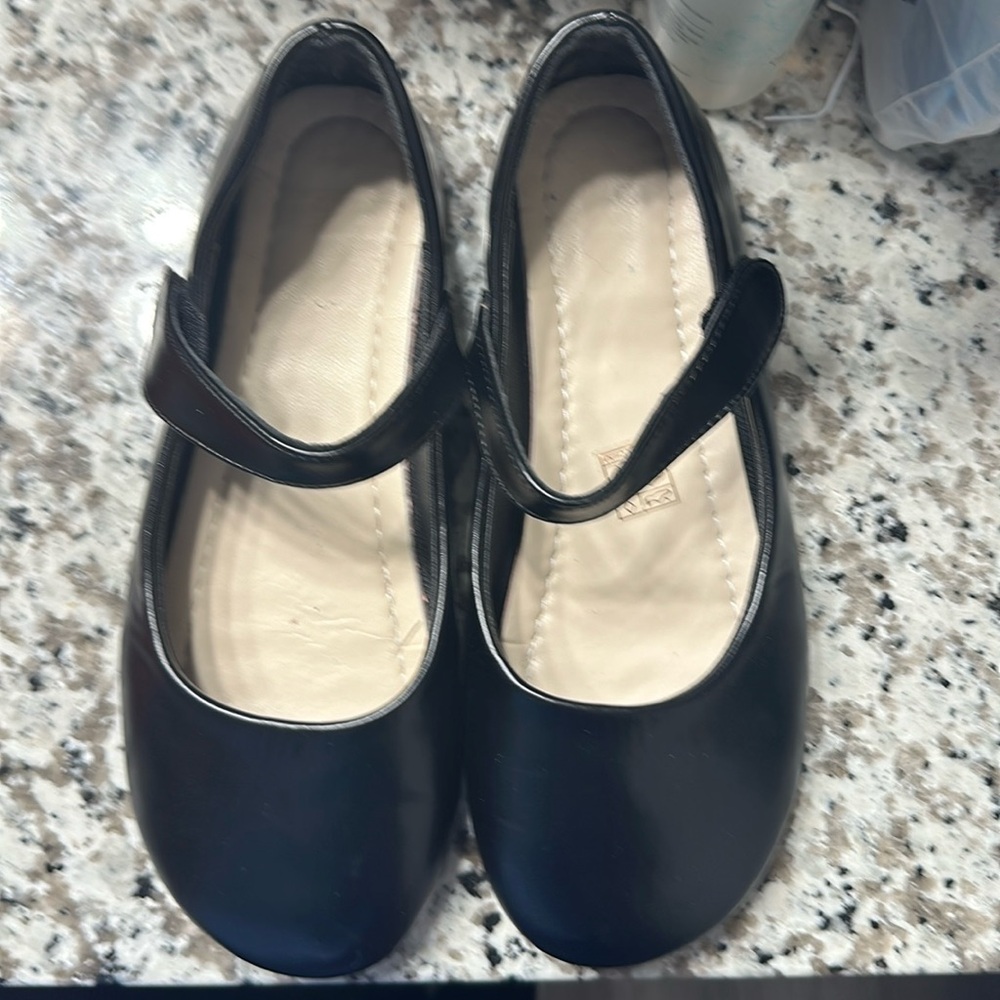 Women’s shoes
